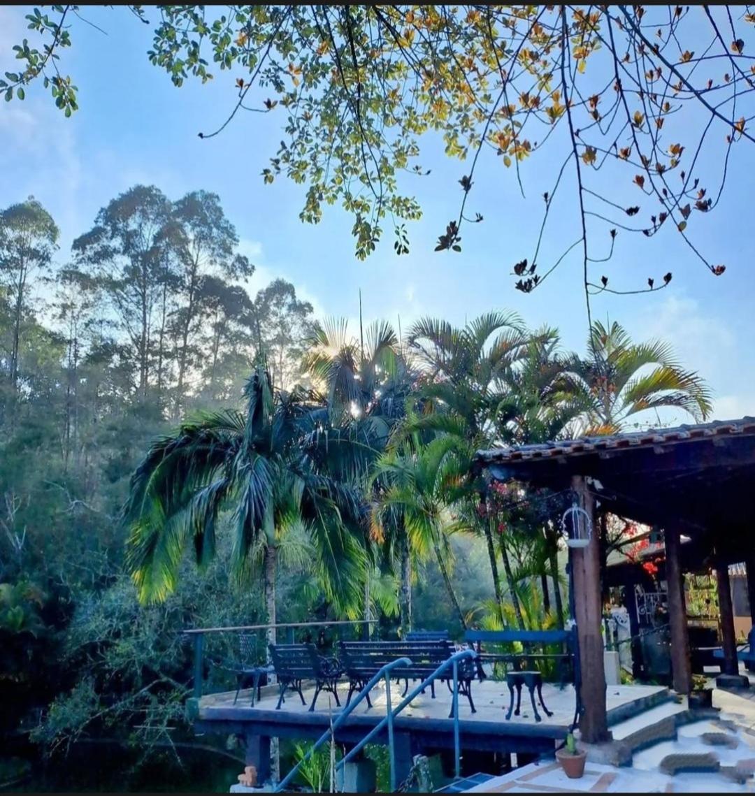 Chacara Ladeira De Pedra Villa Salesopolis Exterior photo